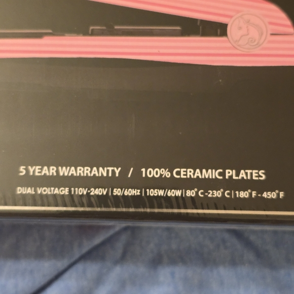 Royale Hair Styling Pro Flat Iron And The Multi Purpose Ceramic Hairbrush - Picture 2 of 14